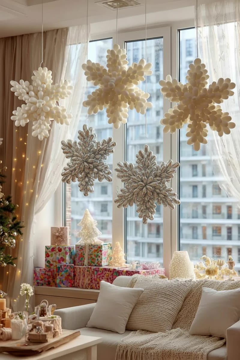 balloon snowflakes in white and silver for a winter wonderland effect 1