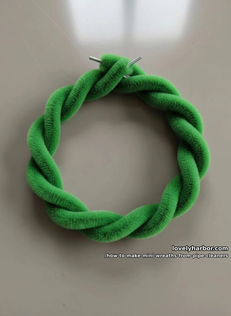 step 2: form the wreath shape 1