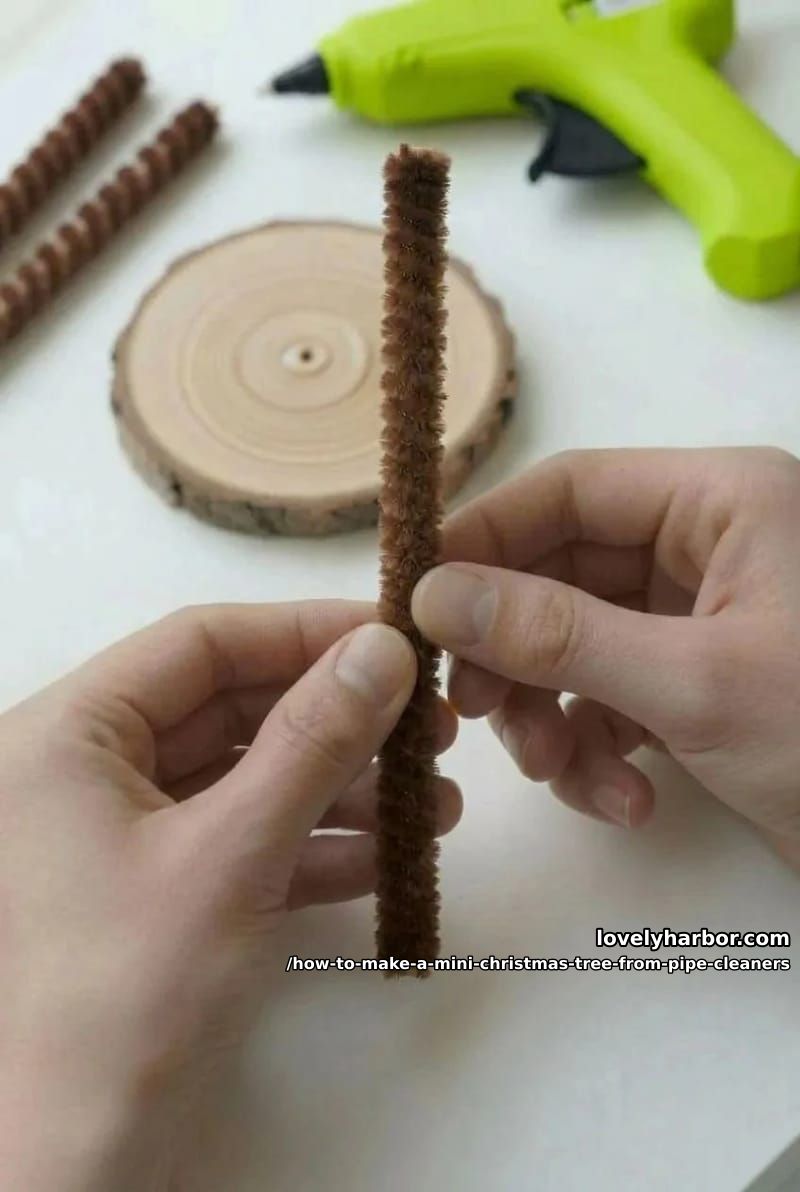 step 4: wrap the trunk and set the base 1