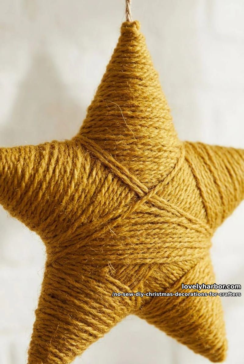 yarn-wrapped cardboard star ornaments 1