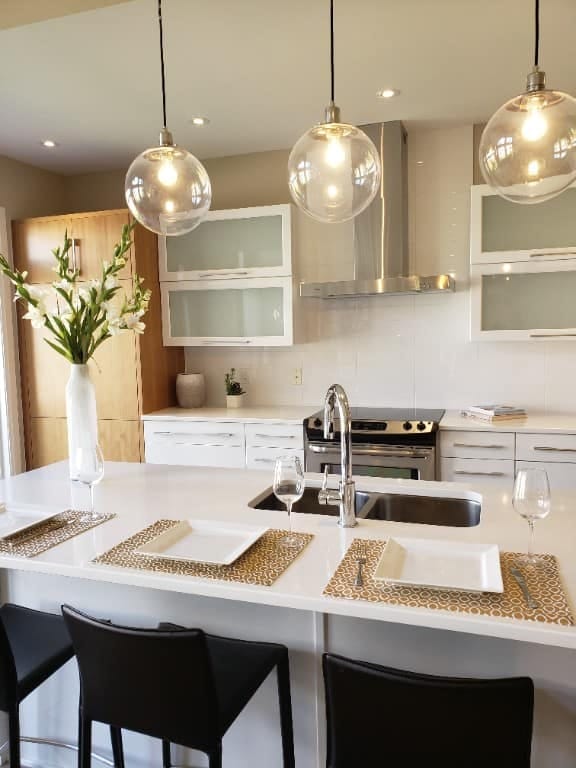 modern kitchen lighting: three layers, one color temperature 1