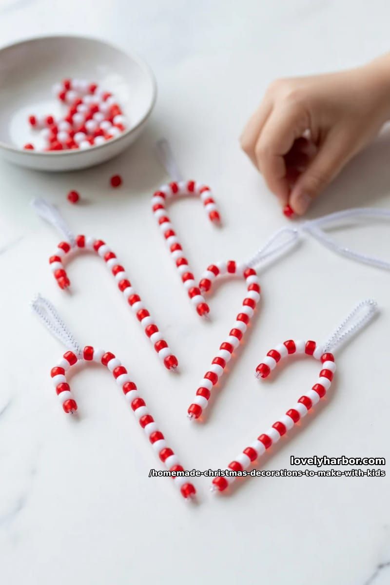 pipe cleaner and pony bead candy canes 1