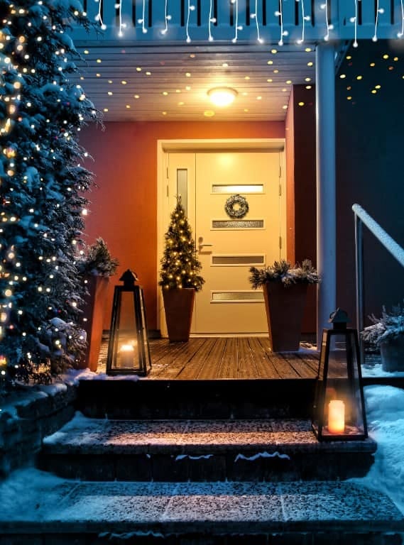 skip warm white: colored bulbs and glowing orbs 1