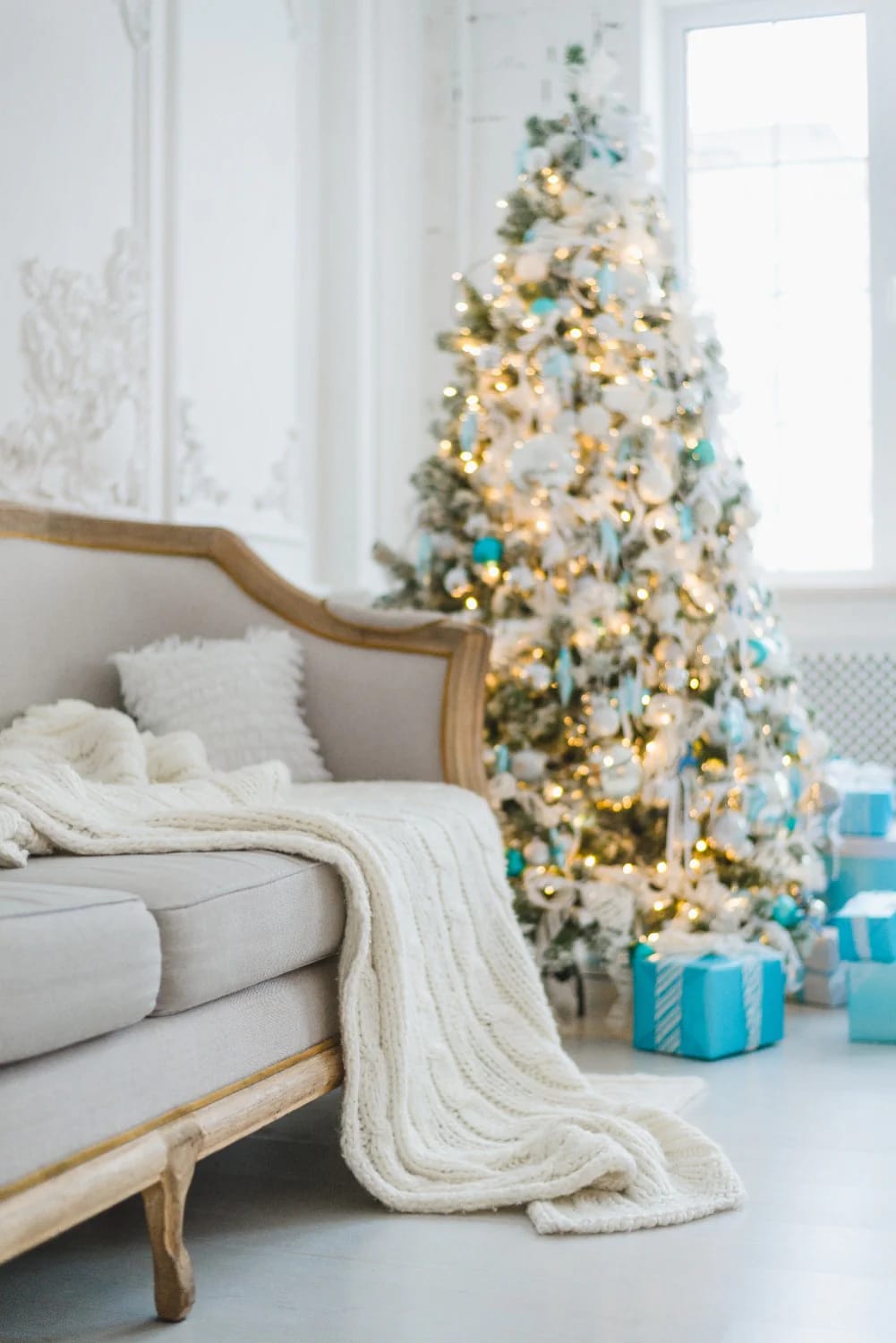 Christmas Decor Ideas Without a Fireplace: Where to Put the Focal Point Instead 20 texture does the work the fire used to do 1