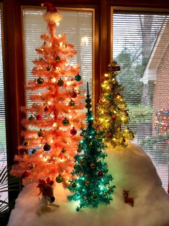 10 Whimsical Christmas Tree Decorating Ideas That Actually Read as Playful, Not Cluttered 9 texture you actually want to touch 1