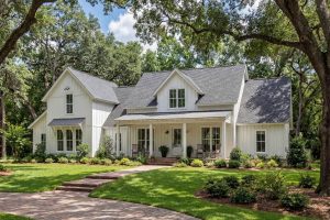 4 bed modern farmhouse with bonus over garage 16