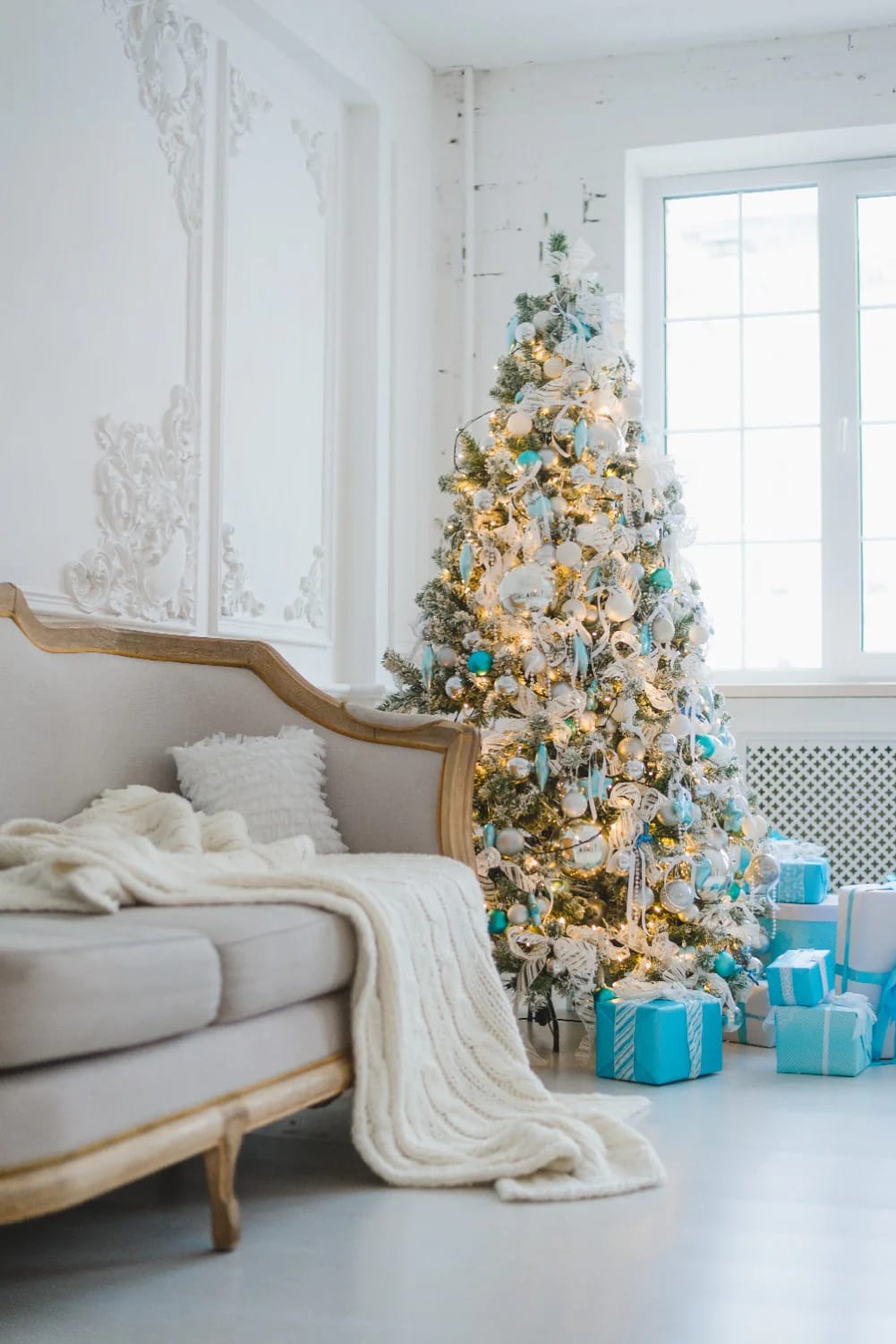 Icy Blue and White Winter Wonderland Christmas Decor Ideas That Skip the Glitter 2 build the room in three whites, then add one narrow band of blue 1