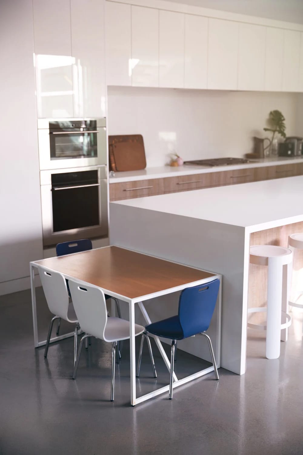 step the dining end down to 30 inches 1