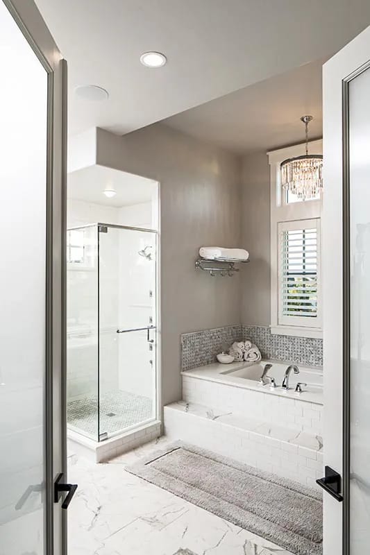 5-Bedroom New American House Plan with Views to the Rear (2,682 Sq. Ft. Floor Plan) 13 the master bath is drawn without dimensions 1